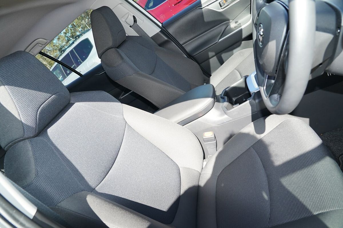 2021 Toyota RAV4 GX AXAH52R