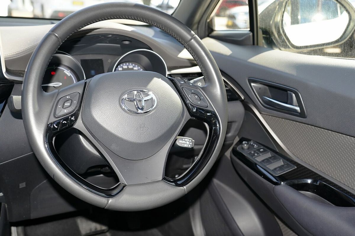 2022 Toyota C-HR Koba ZYX10R