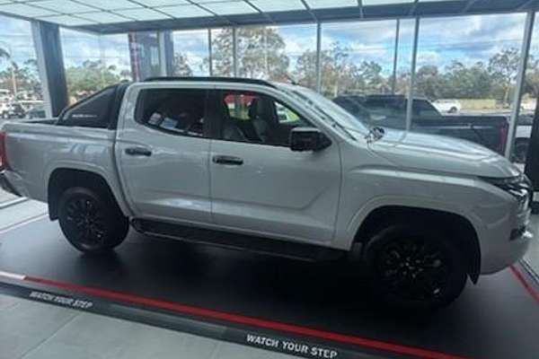 2025 Mitsubishi Triton GSR MV 4X4