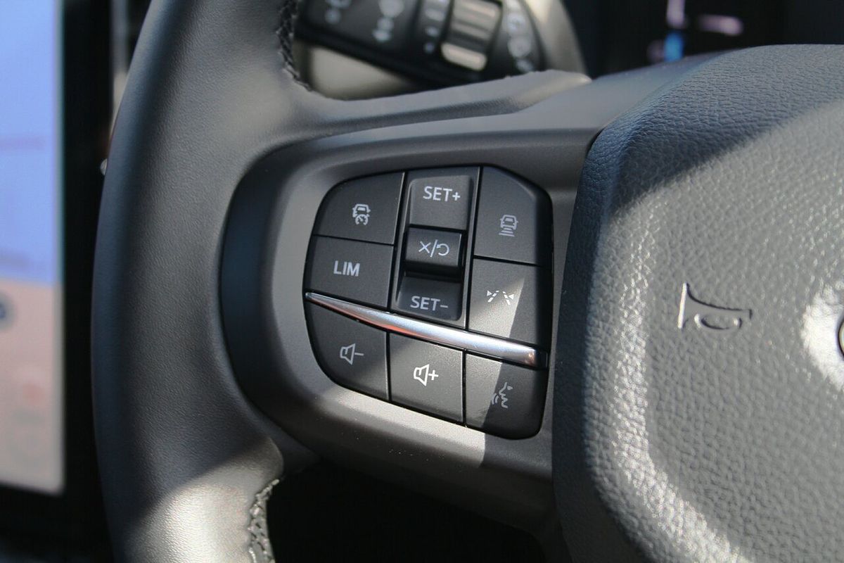 2025 Ford Everest Trend 2.0L