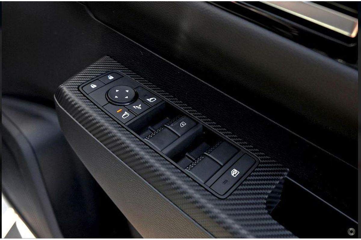 2025 Mitsubishi Triton GLS MV 4X4