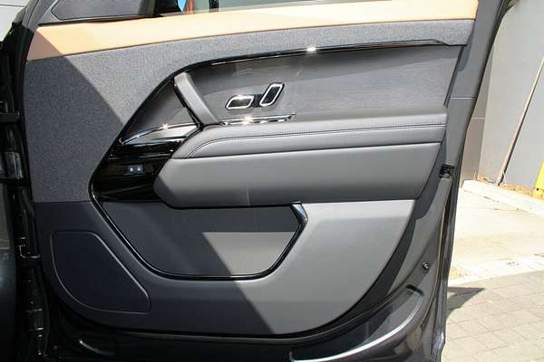 2025 Land Rover Range Rover Sport D300 Dynamic SE L461