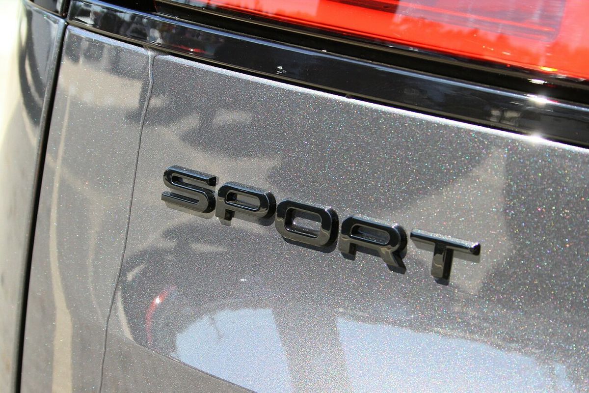 2025 Land Rover Range Rover Sport D300 Dynamic SE L461