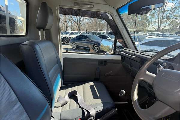 2005 Toyota Landcruiser HDJ79R 4X4