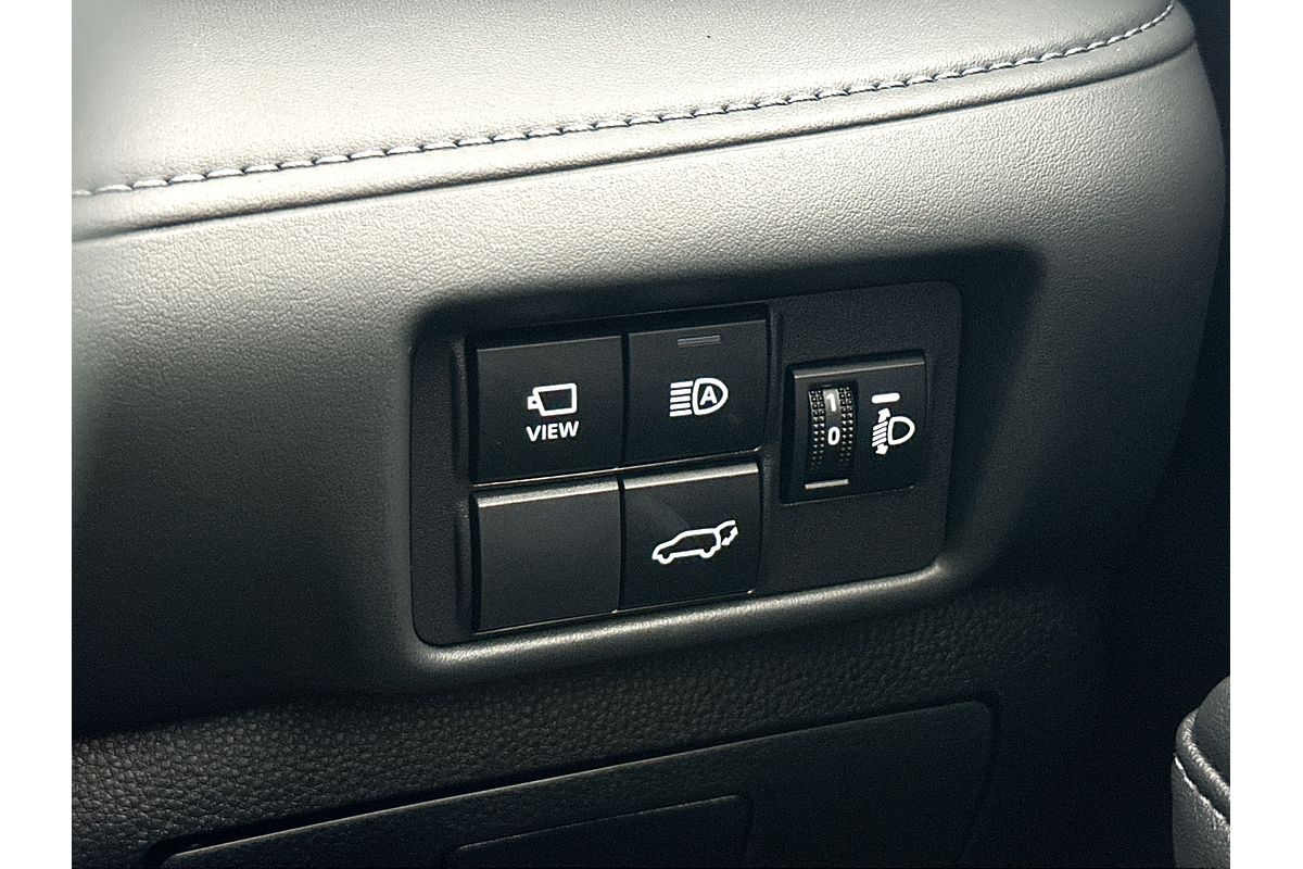 2023 Toyota Kluger Grande AXUH78R