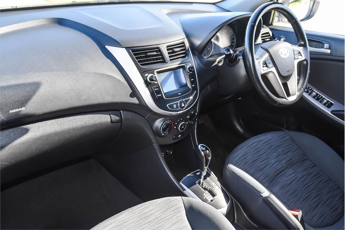 2018 Hyundai Accent Sport RB6
