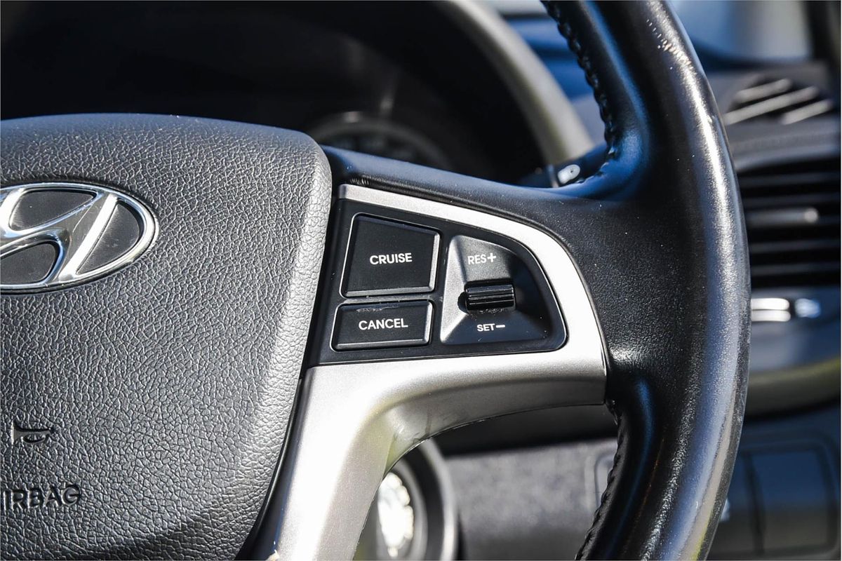 2018 Hyundai Accent Sport RB6