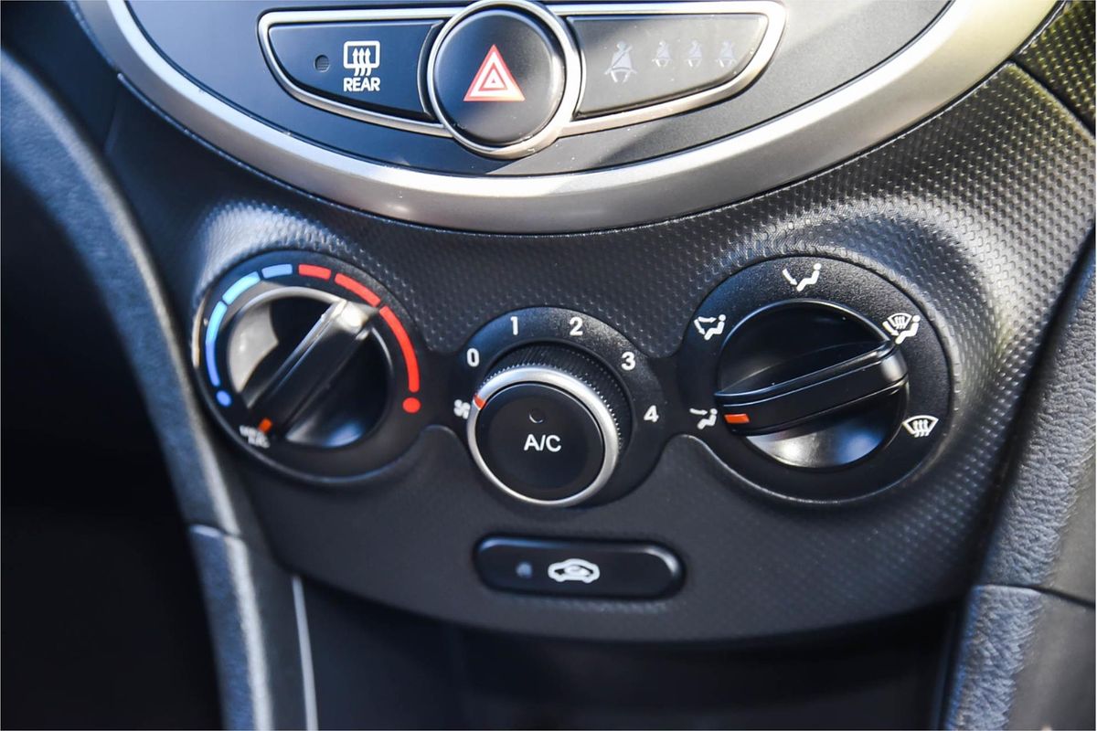 2018 Hyundai Accent Sport RB6
