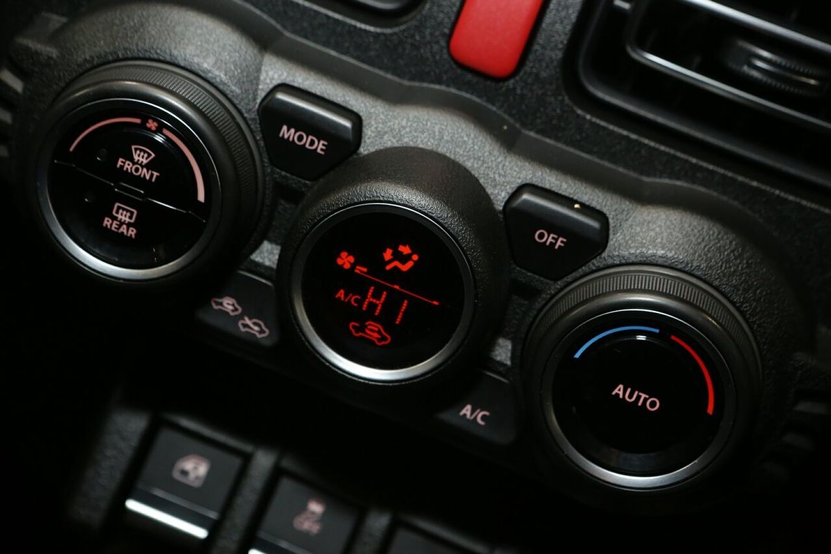 2021 Suzuki Jimny GLX GJ