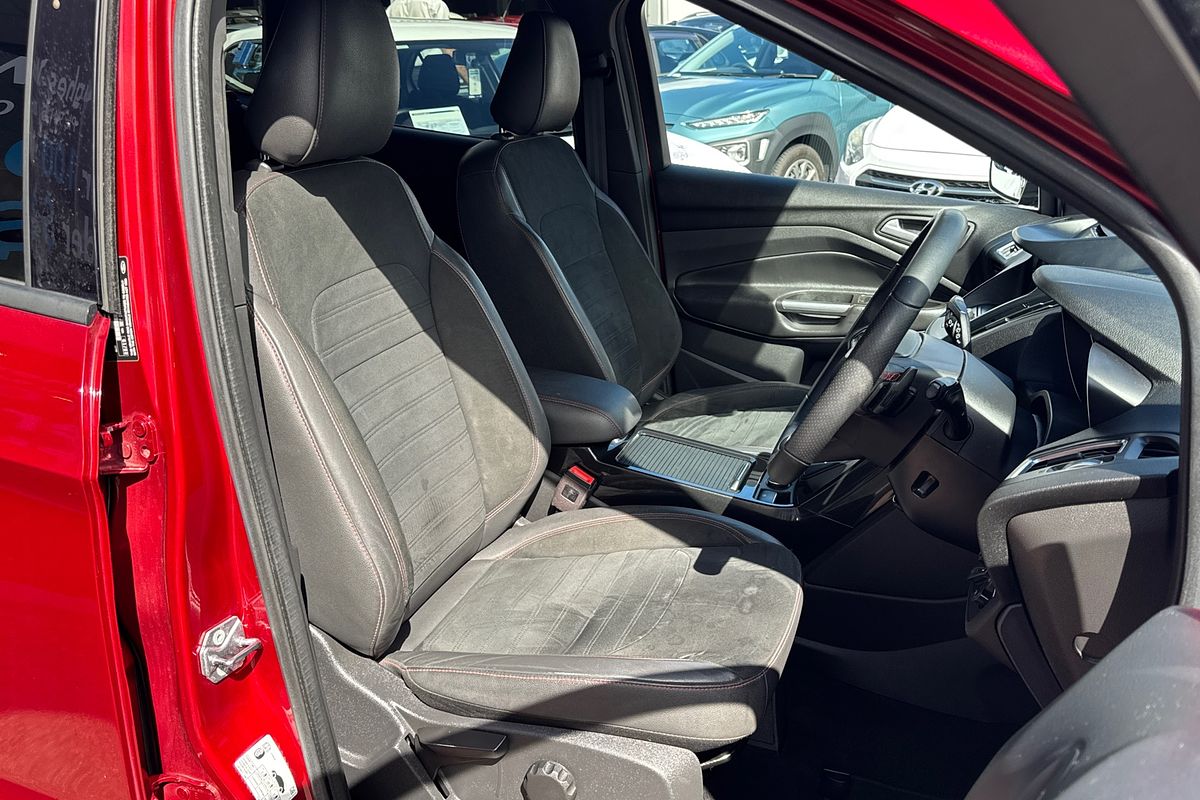 2019 Ford Escape ST-Line ZG
