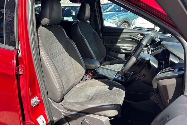2019 Ford Escape ST-Line ZG