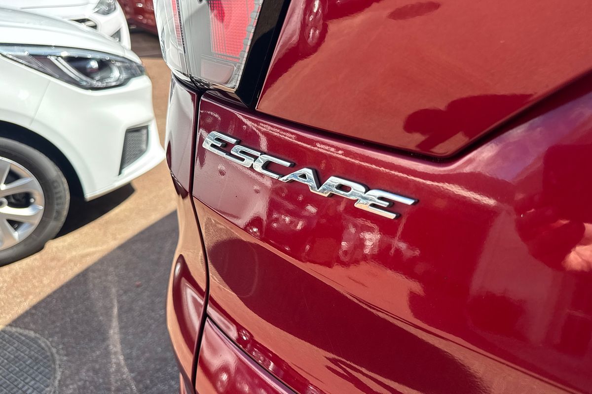 2019 Ford Escape ST-Line ZG