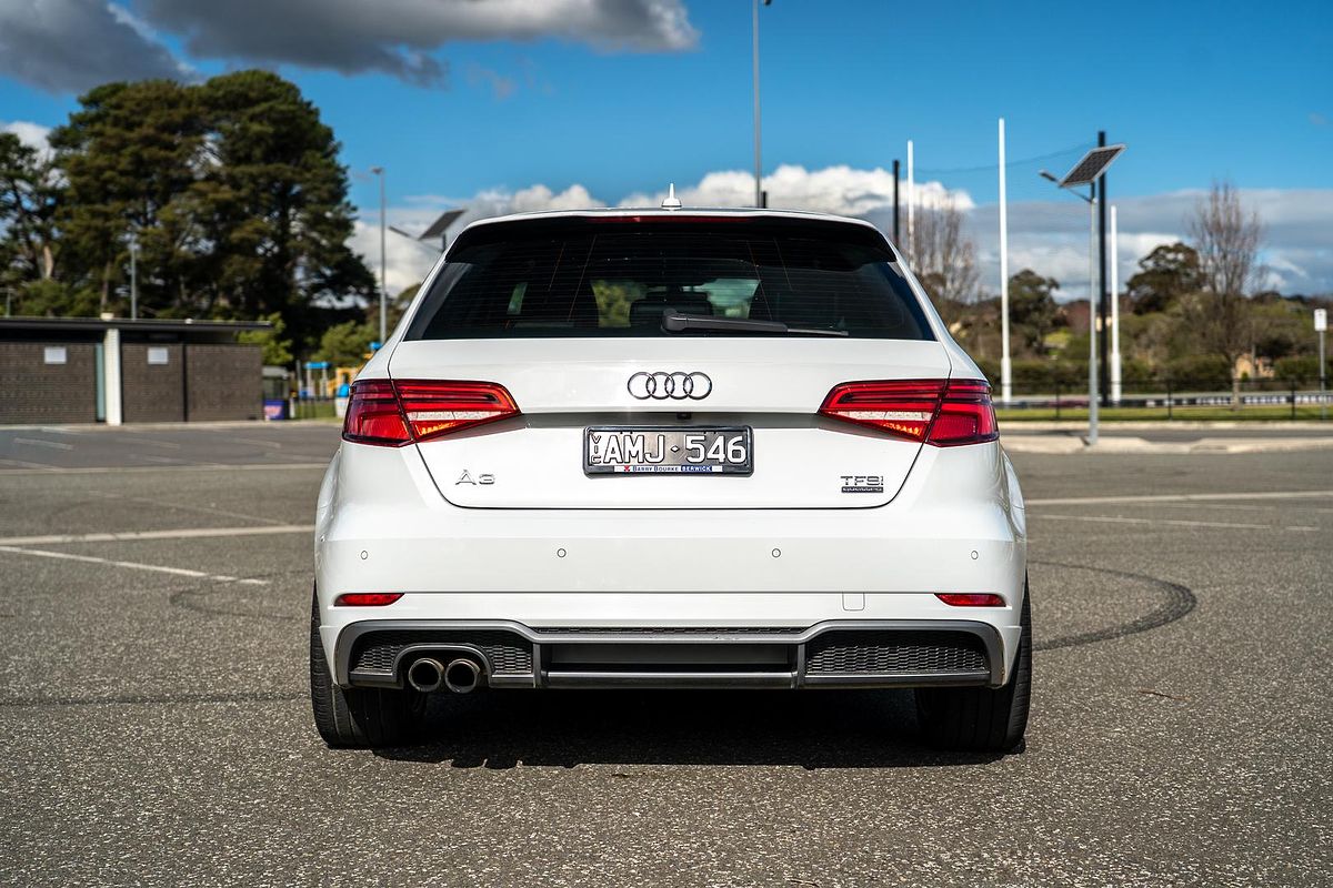 2017 Audi A3 S line 8V