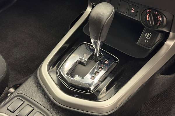 2020 Nissan Navara ST D23 Series 4 4X4