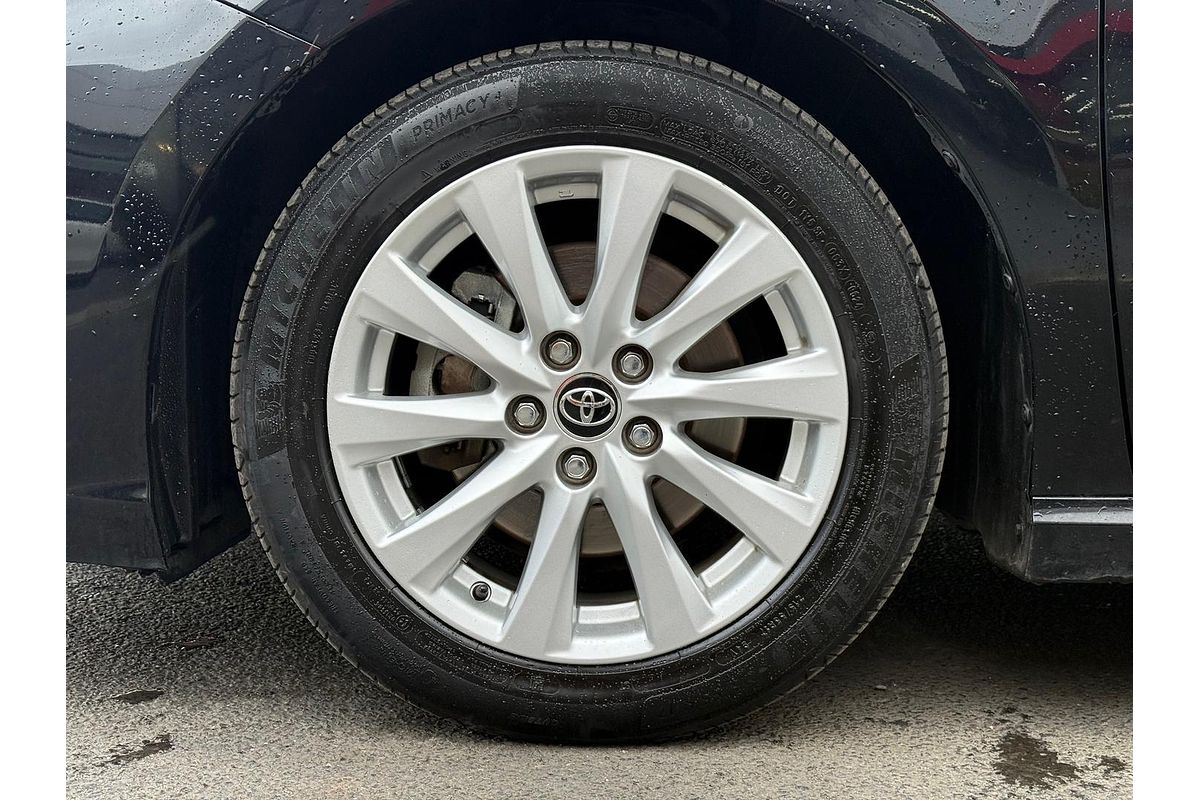 2018 Toyota Camry Ascent ASV70R