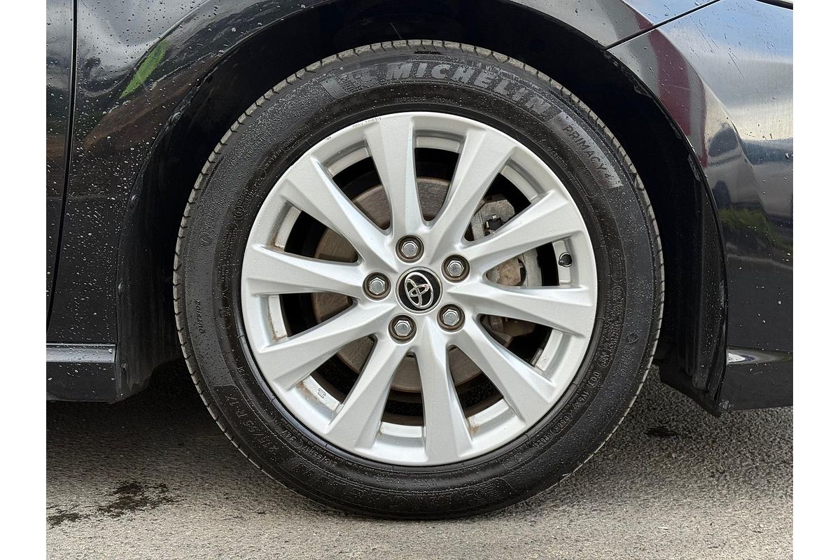 2018 Toyota Camry Ascent ASV70R