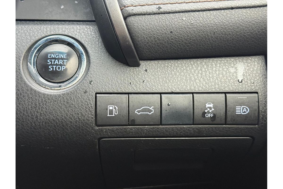 2018 Toyota Camry Ascent ASV70R