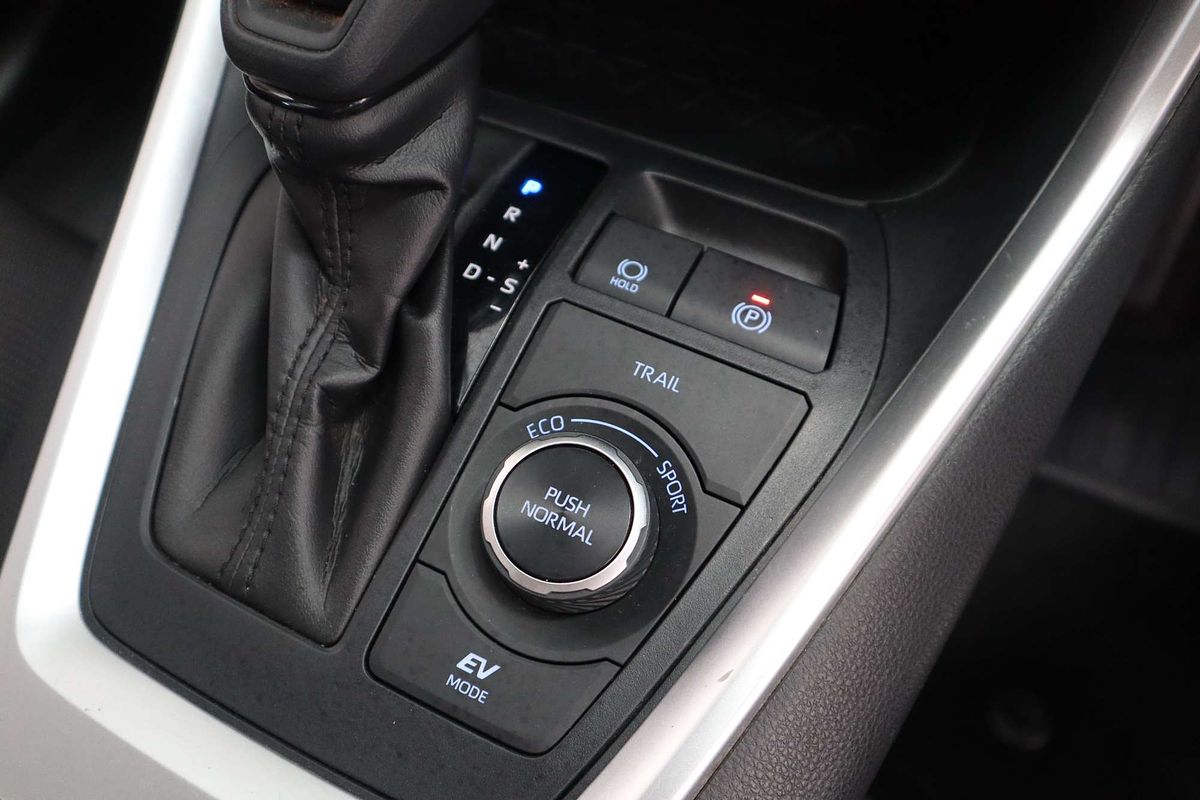 2021 Toyota RAV4 GX AXAH54R