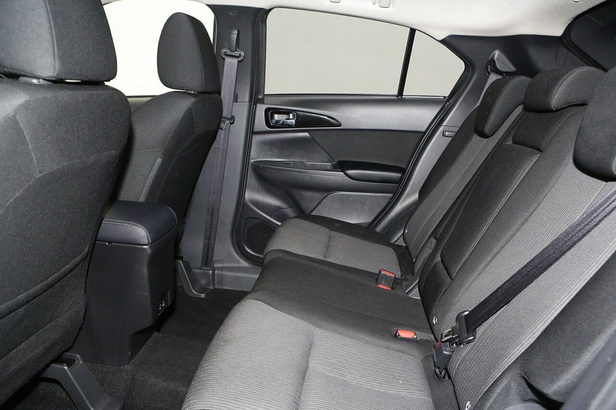 2024 Mitsubishi Eclipse Cross LS YB
