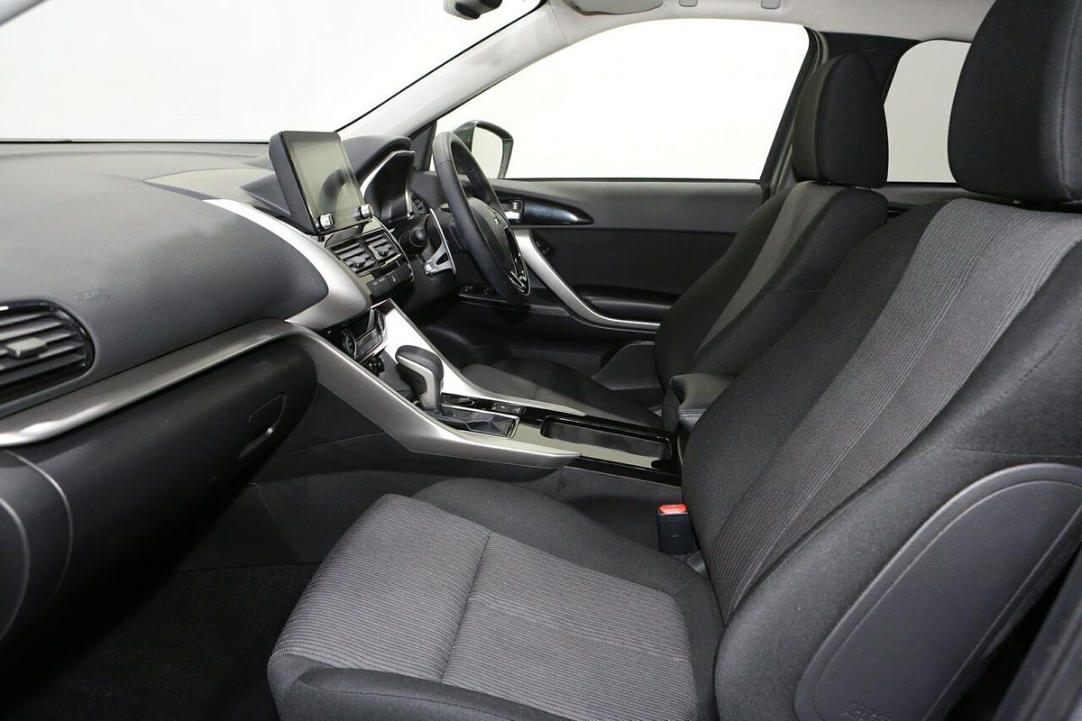 2024 Mitsubishi Eclipse Cross LS YB