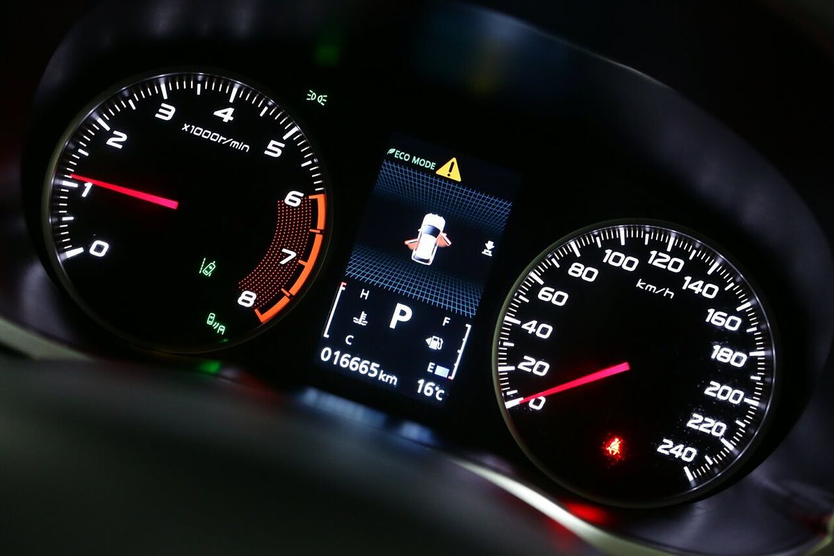 2024 Mitsubishi Eclipse Cross LS YB