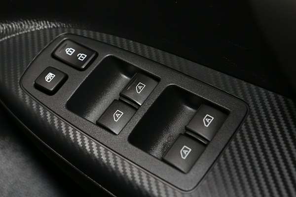 2024 Mitsubishi Eclipse Cross LS YB