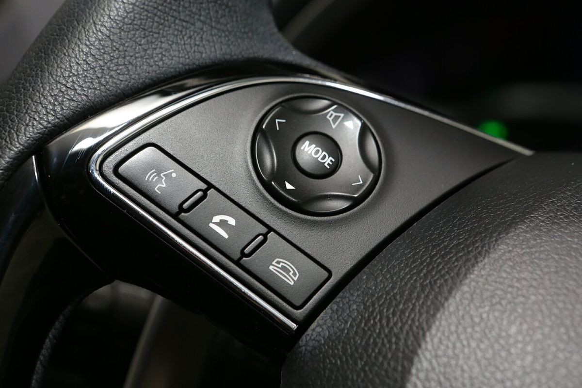 2024 Mitsubishi Eclipse Cross LS YB