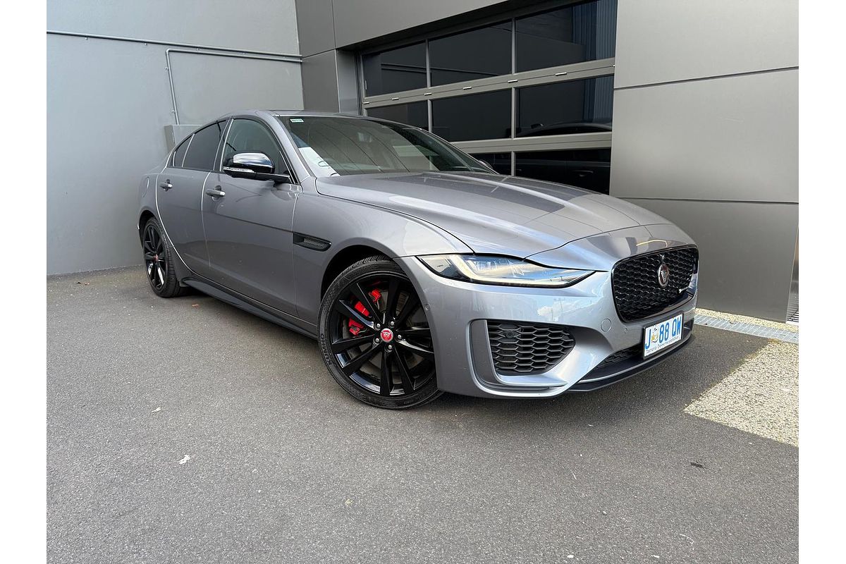 2021 Jaguar XE P300 R-Dynamic Black X760