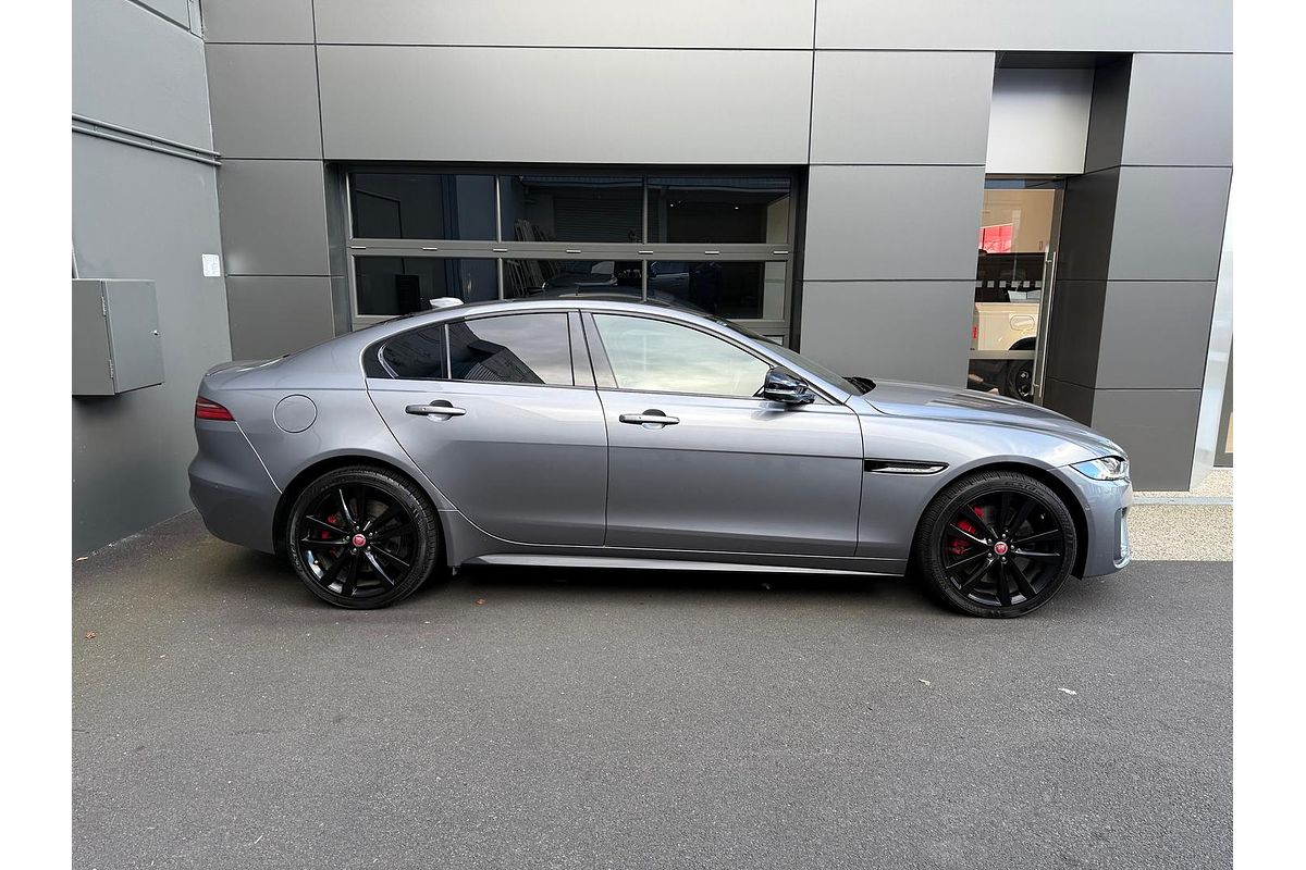 2021 Jaguar XE P300 R-Dynamic Black X760