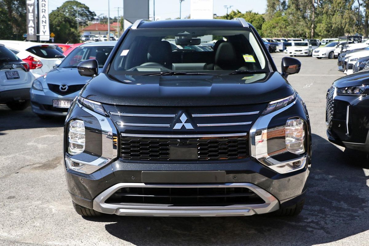 2025 Mitsubishi Outlander Exceed ZM