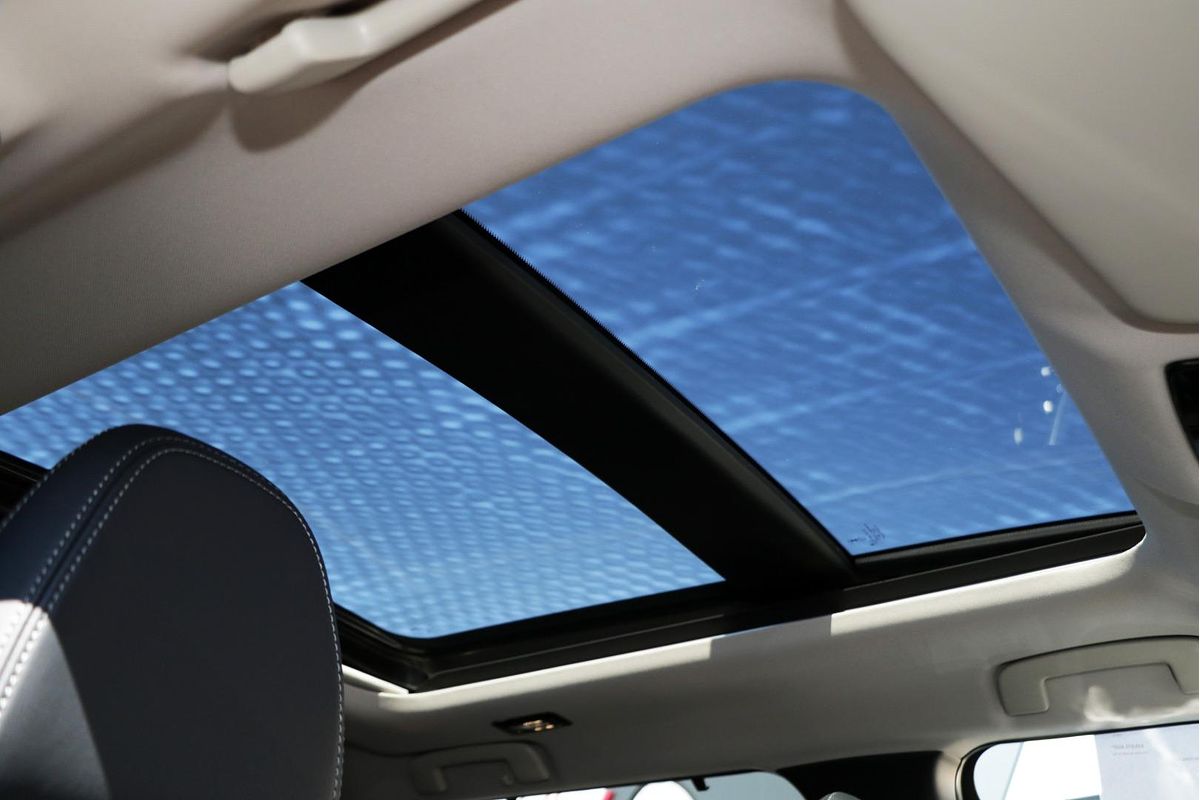 2025 Mitsubishi Outlander Exceed ZM