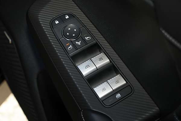2025 Mitsubishi Outlander Exceed ZM