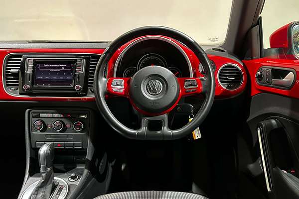 2015 Volkswagen Beetle  1L