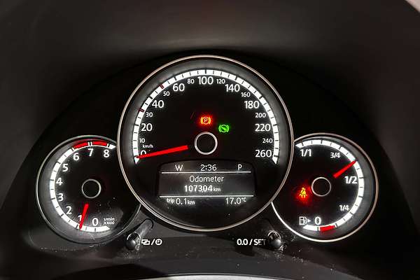 2015 Volkswagen Beetle  1L