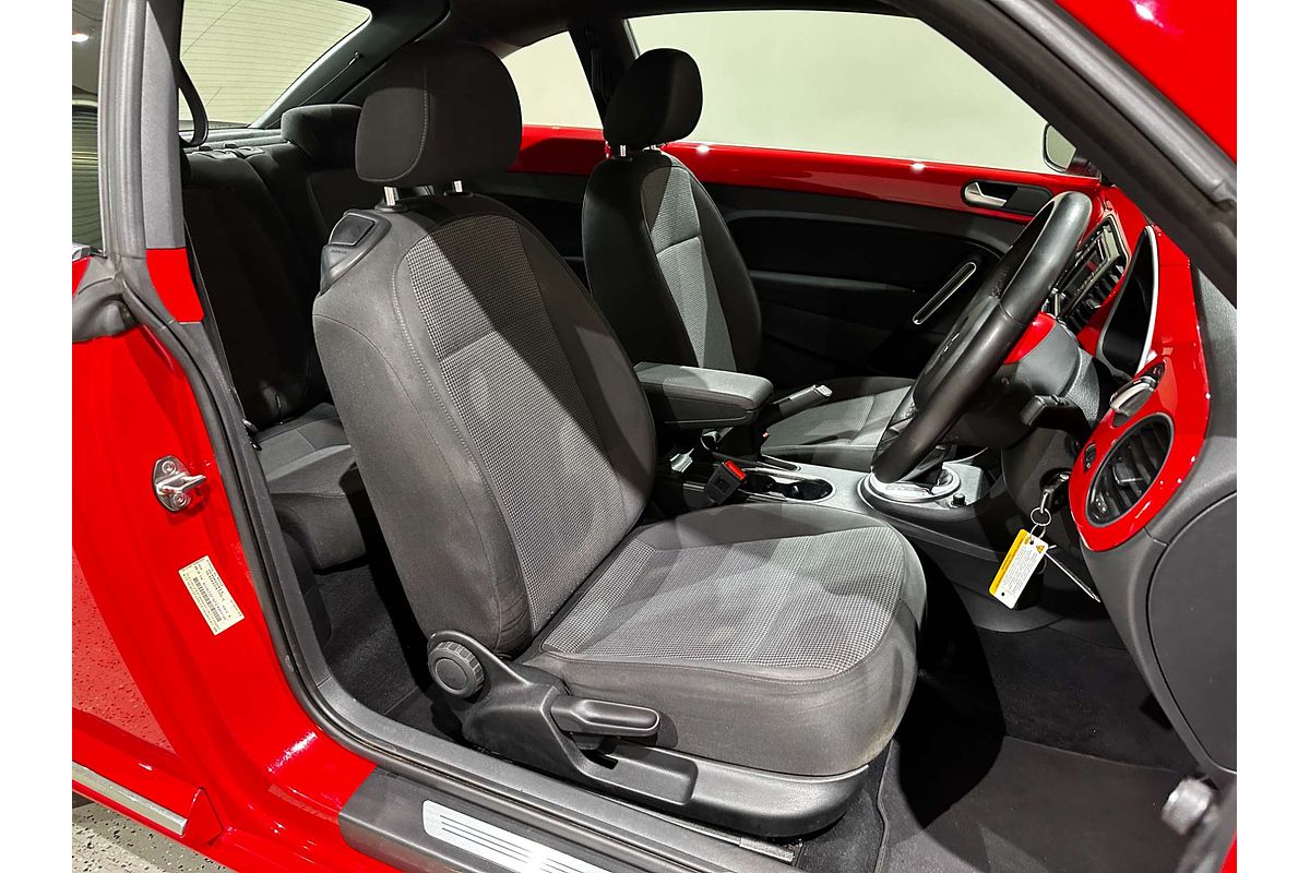 2015 Volkswagen Beetle  1L