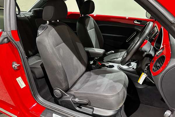 2015 Volkswagen Beetle  1L