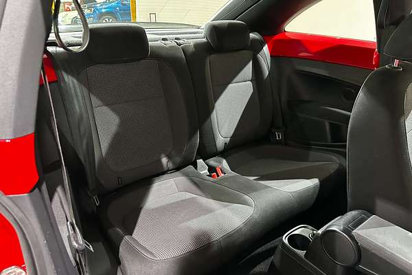 2015 Volkswagen Beetle  1L