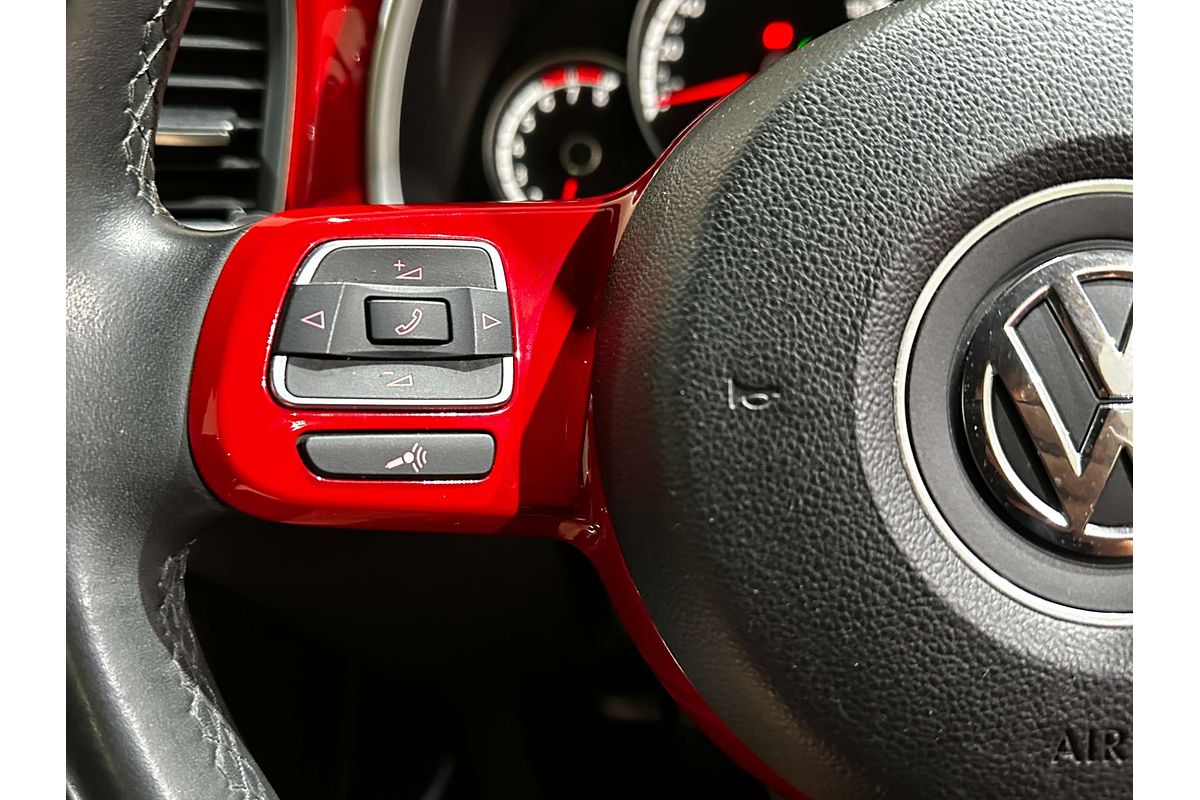 2015 Volkswagen Beetle  1L