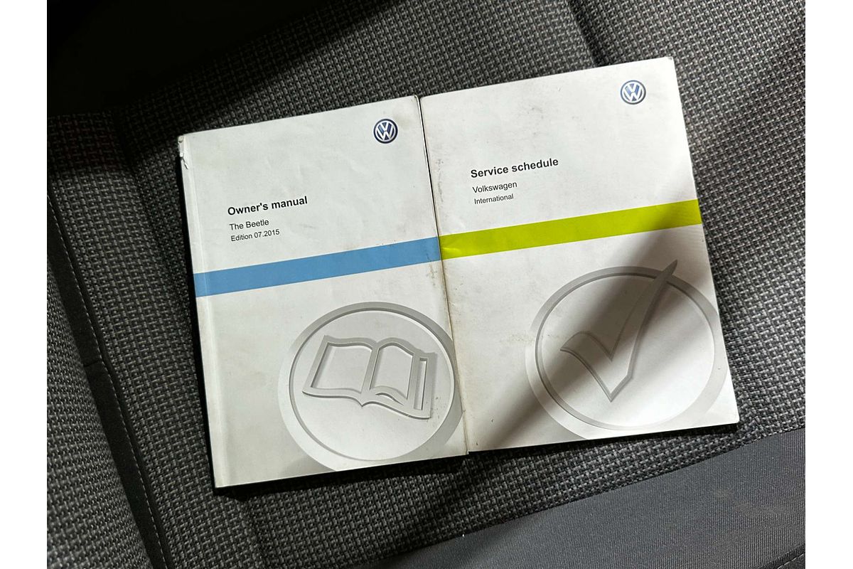2015 Volkswagen Beetle  1L