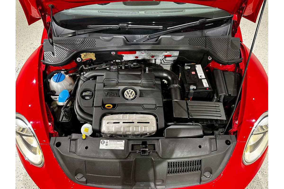 2015 Volkswagen Beetle  1L