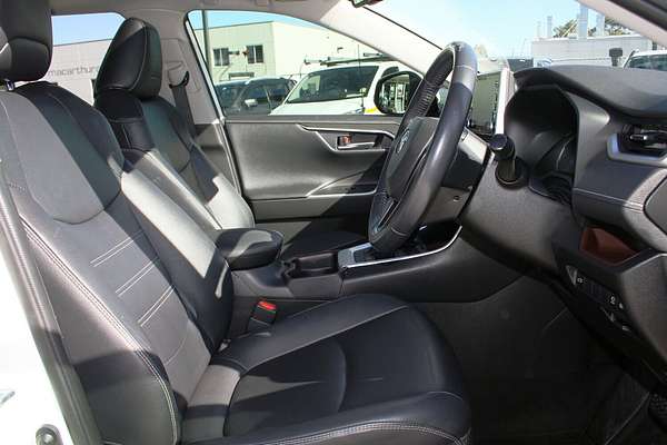 2020 Toyota RAV4 Cruiser AXAH52R