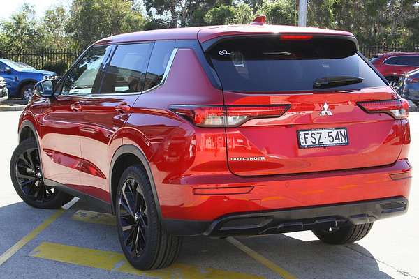 2023 Mitsubishi Outlander LS ZM