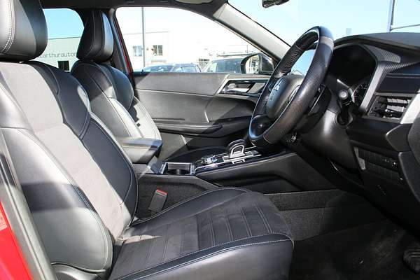 2023 Mitsubishi Outlander LS ZM