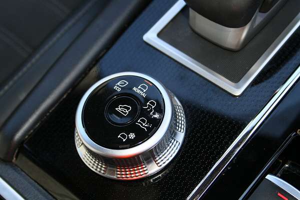 2023 Mitsubishi Outlander LS ZM