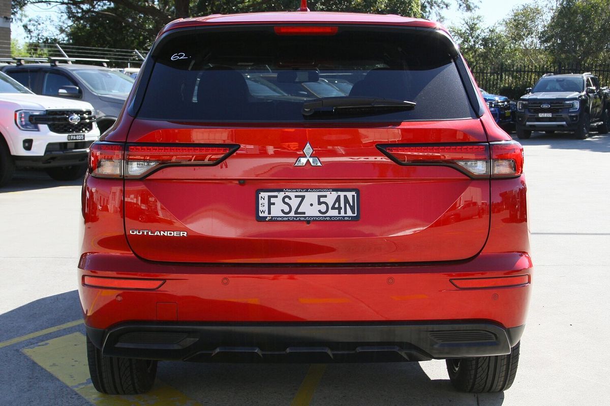 2023 Mitsubishi Outlander LS ZM
