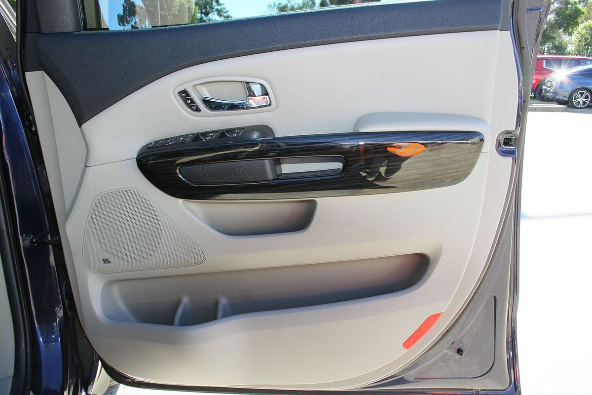 2019 Kia Carnival Platinum YP
