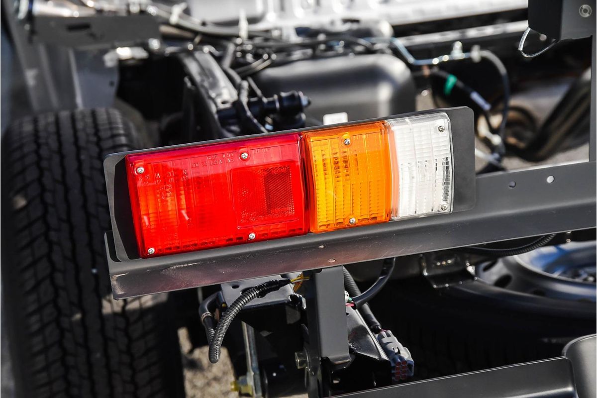 2025 Isuzu D-MAX LS-M 4X4