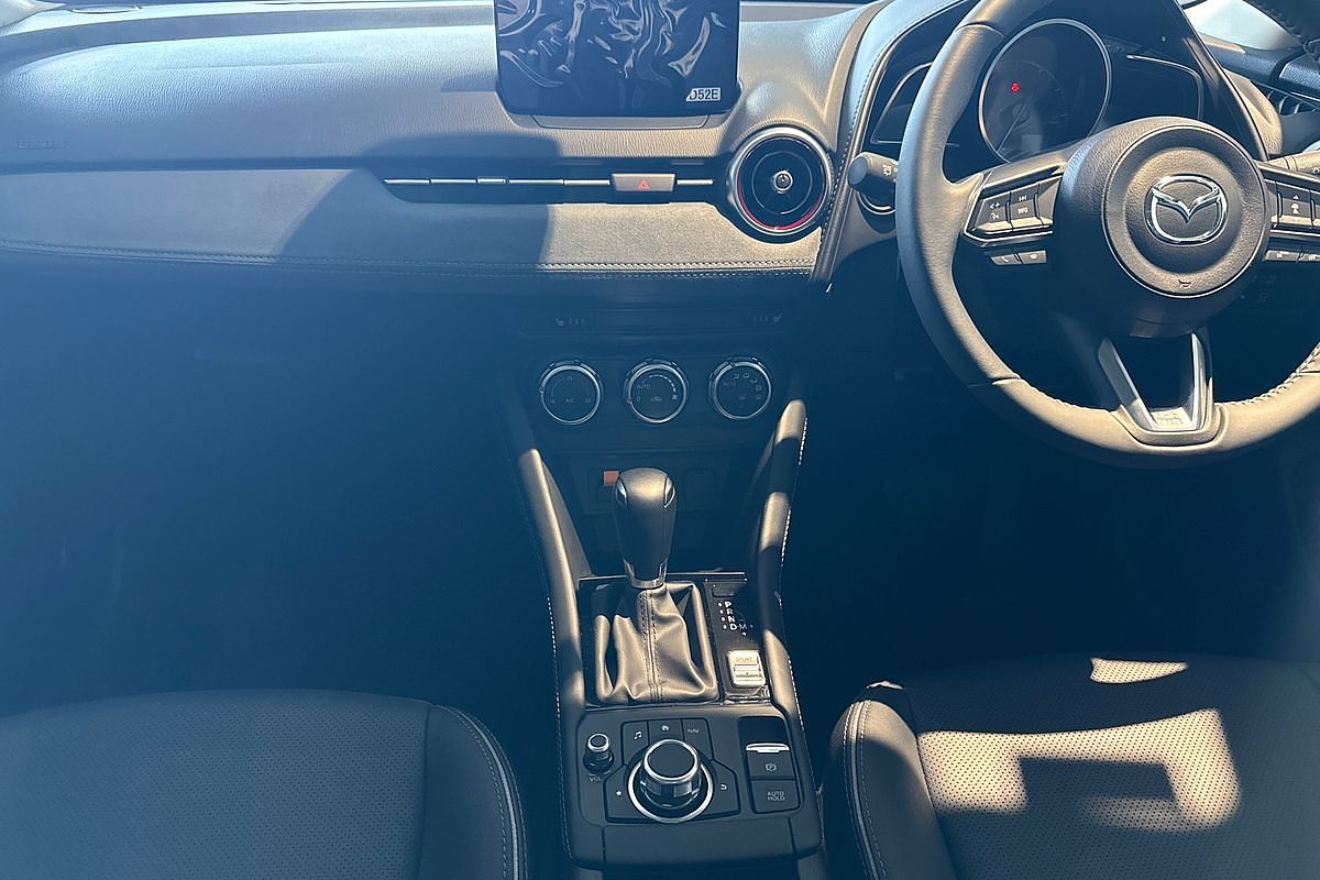 2025 Mazda CX-3 G20 Akari DK