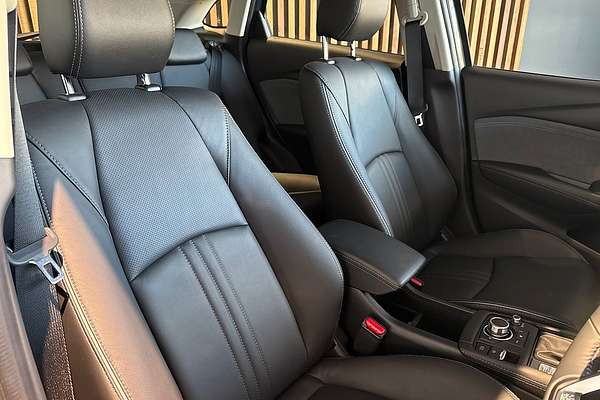 2025 Mazda CX-3 G20 Akari DK