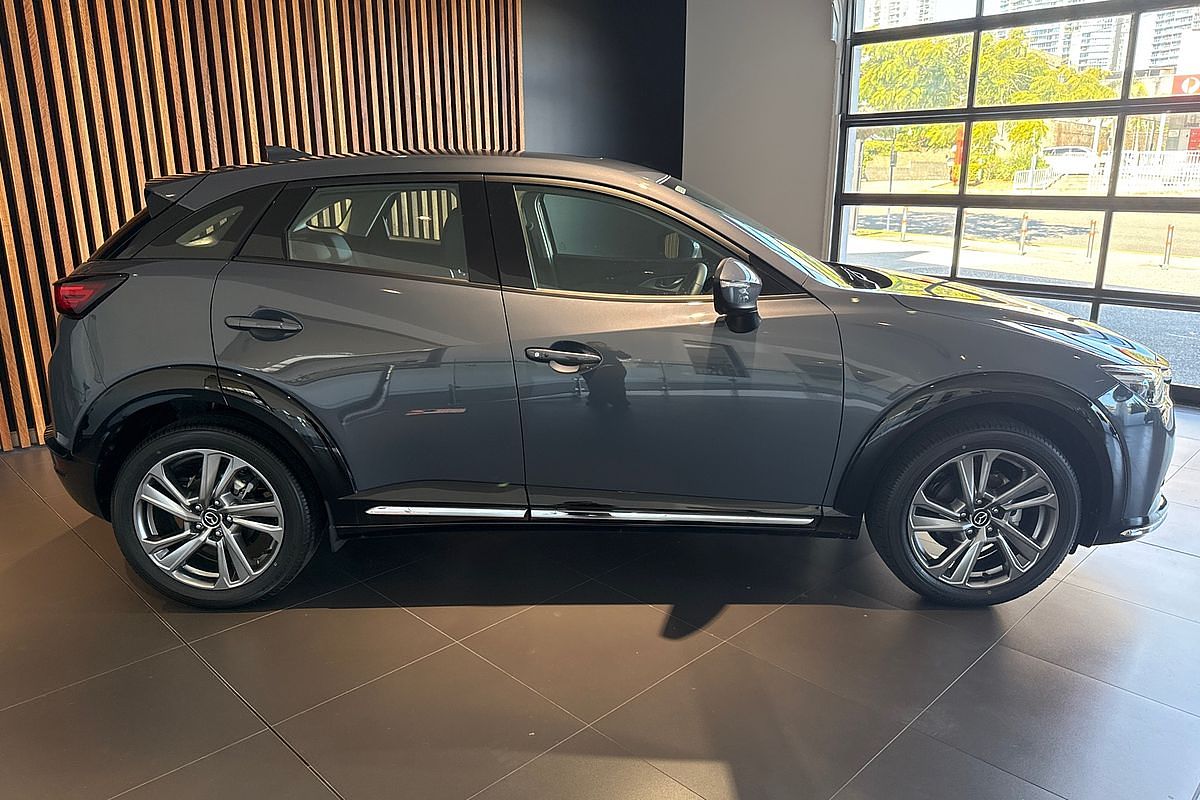 2025 Mazda CX-3 G20 Akari DK